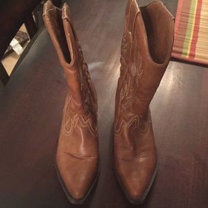 Brown Cowboy boots